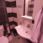 Apartment 2 Gallery With Poolview *