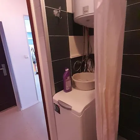 Apartman 2 Gallery With Poolview