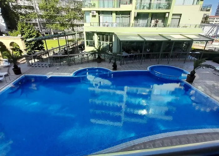 Apartament 2 Gallery With Poolview *