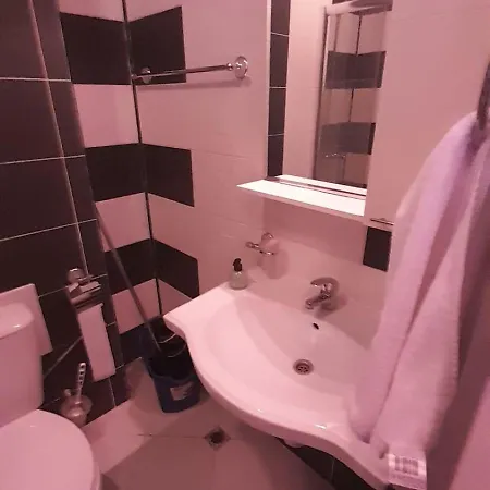 Apartmán 2 Gallery With Poolview *