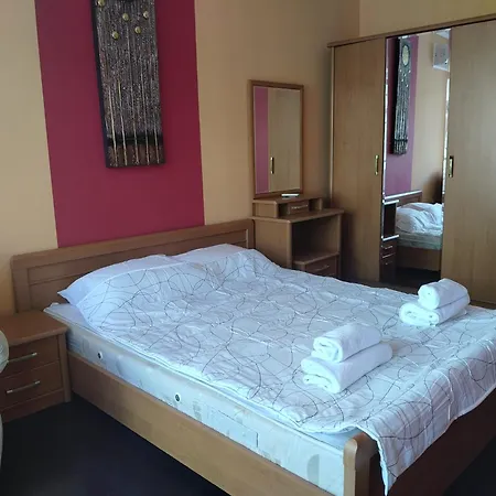 2 Gallery With Poolview Apartamento