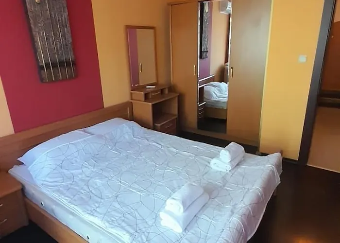 Apartament 2 Gallery With Poolview